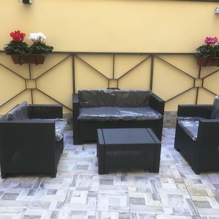 נאפולי Mb95 - Mezzocannone Luxurious Bed&Breakfast מראה חיצוני תמונה