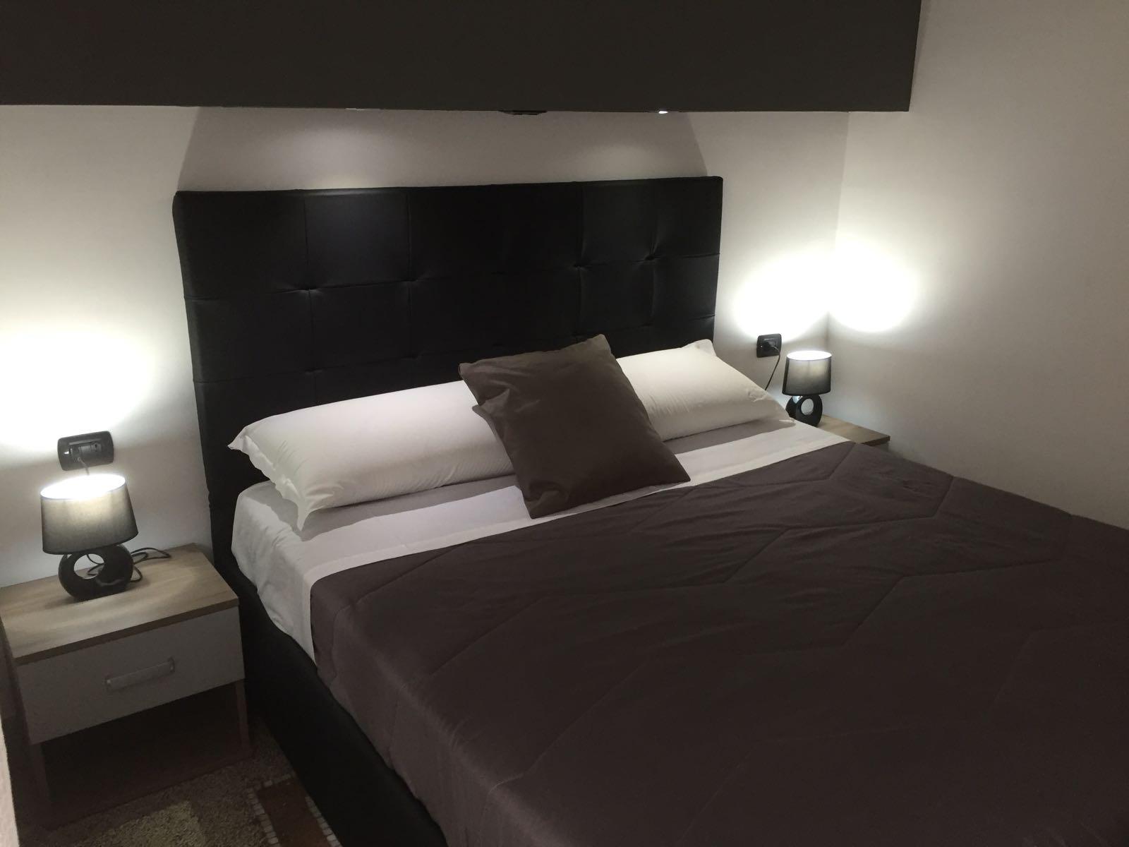 נאפולי Mb95 - Mezzocannone Luxurious Bed&Breakfast מראה חיצוני תמונה