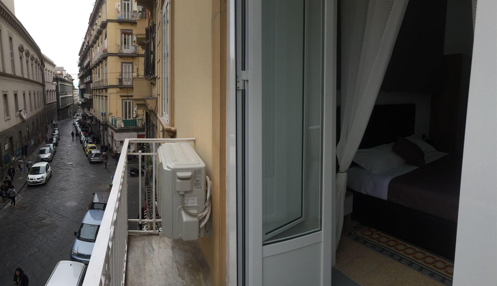 נאפולי Mb95 - Mezzocannone Luxurious Bed&Breakfast מראה חיצוני תמונה