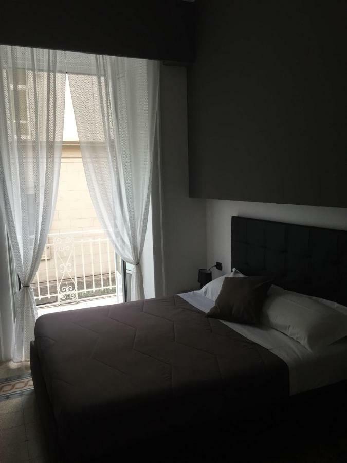 נאפולי Mb95 - Mezzocannone Luxurious Bed&Breakfast מראה חיצוני תמונה
