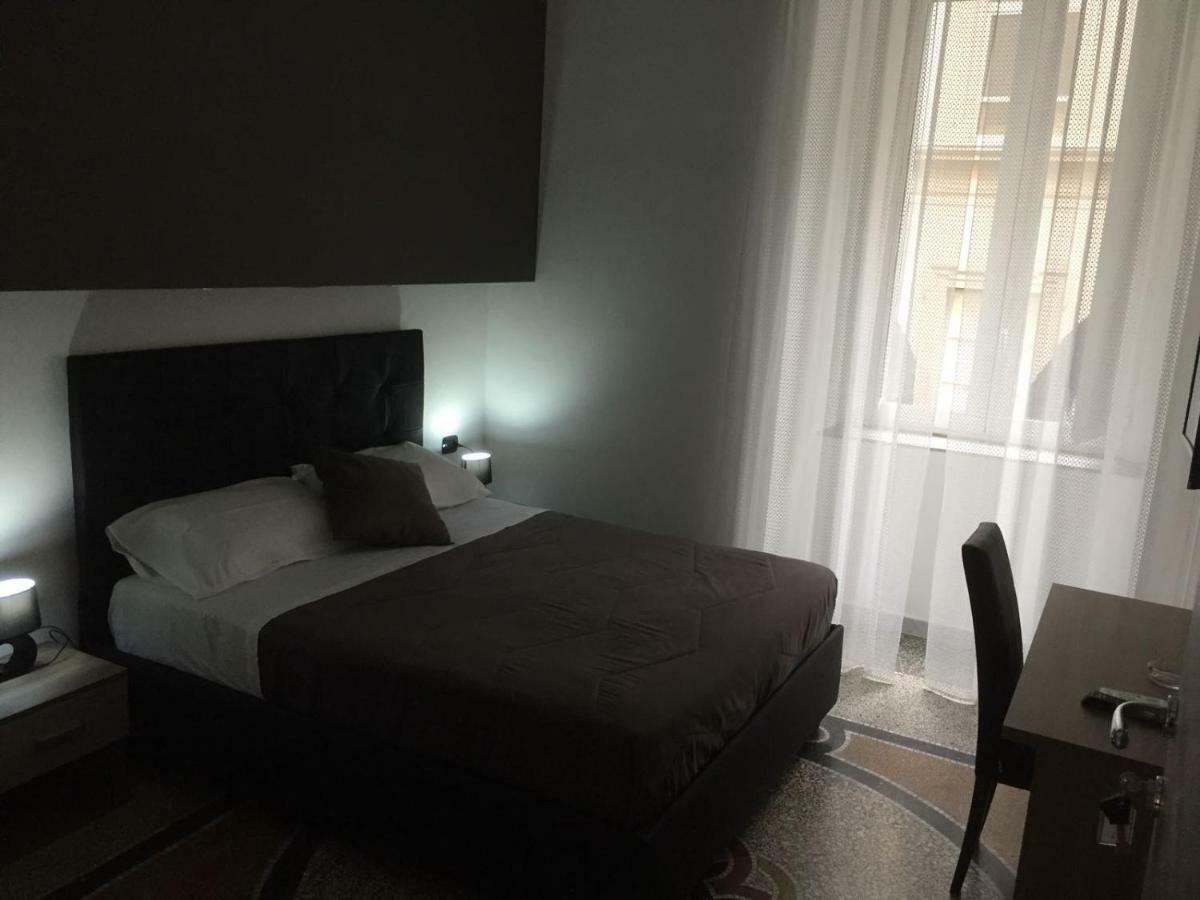 נאפולי Mb95 - Mezzocannone Luxurious Bed&Breakfast מראה חיצוני תמונה