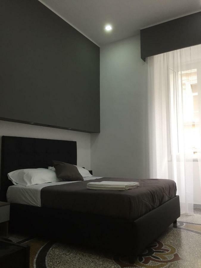 נאפולי Mb95 - Mezzocannone Luxurious Bed&Breakfast מראה חיצוני תמונה