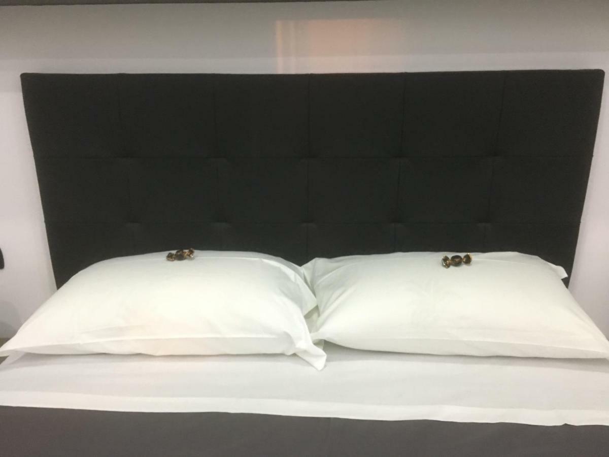 נאפולי Mb95 - Mezzocannone Luxurious Bed&Breakfast מראה חיצוני תמונה